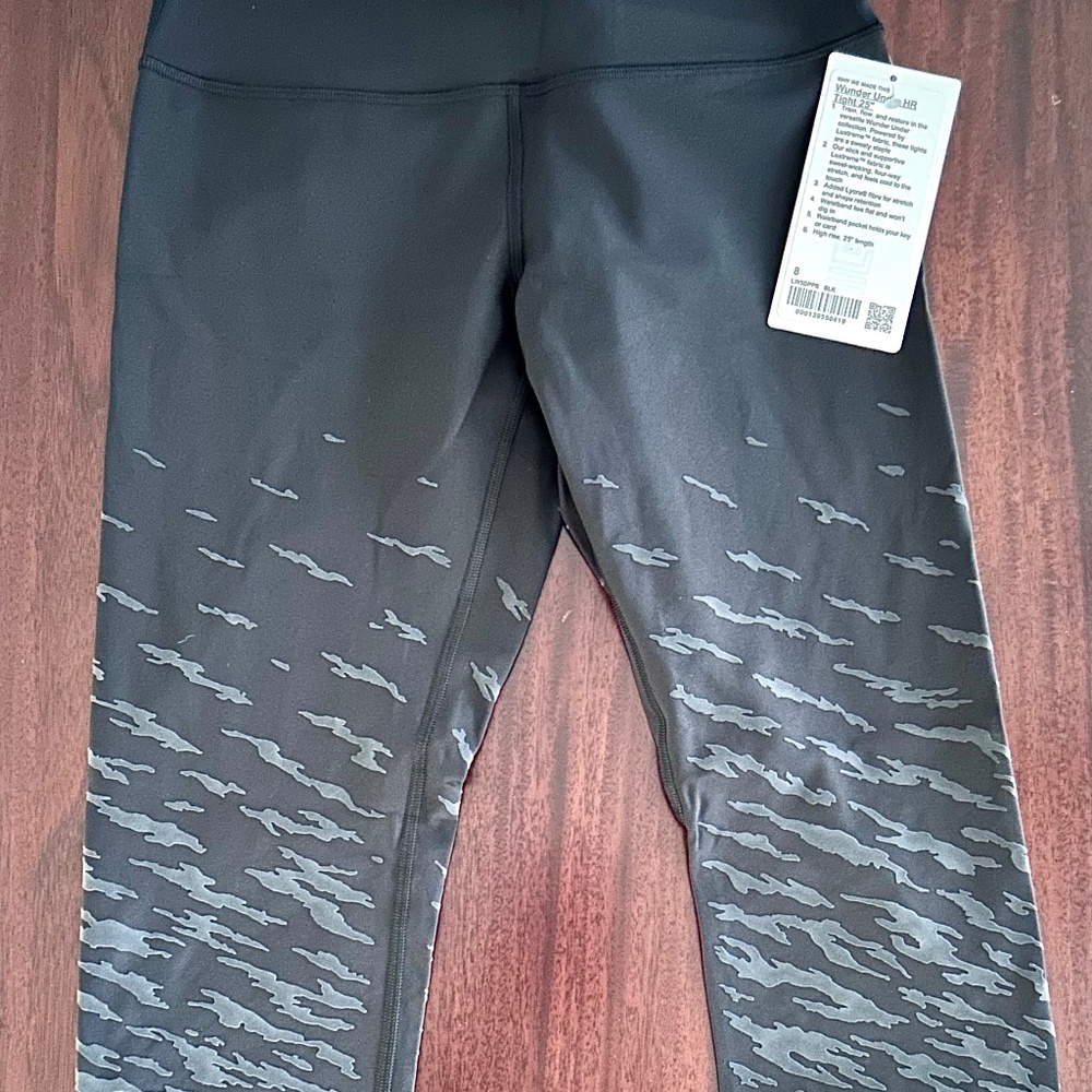 Lululemon Wunder Under 25” Leggings - Size 8